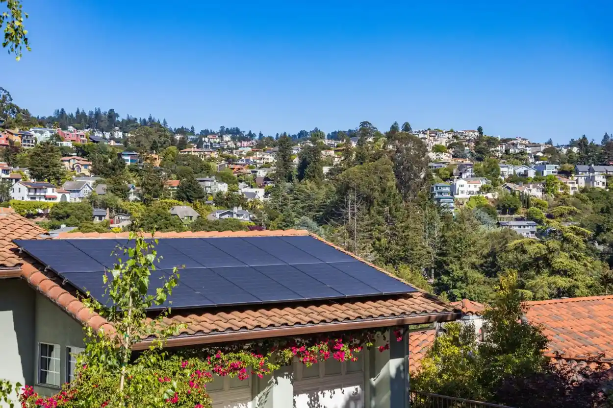 Energy Efficiency with Solar