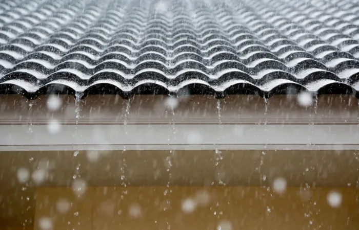 roof leaks in heavy rain