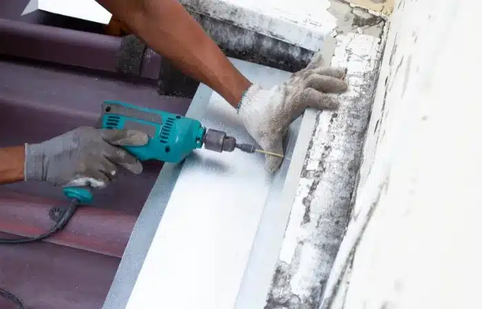 What To Do if Your Roof is Leaking in Biloxi, MS? 1 What To Do if Your Roof is Leaking